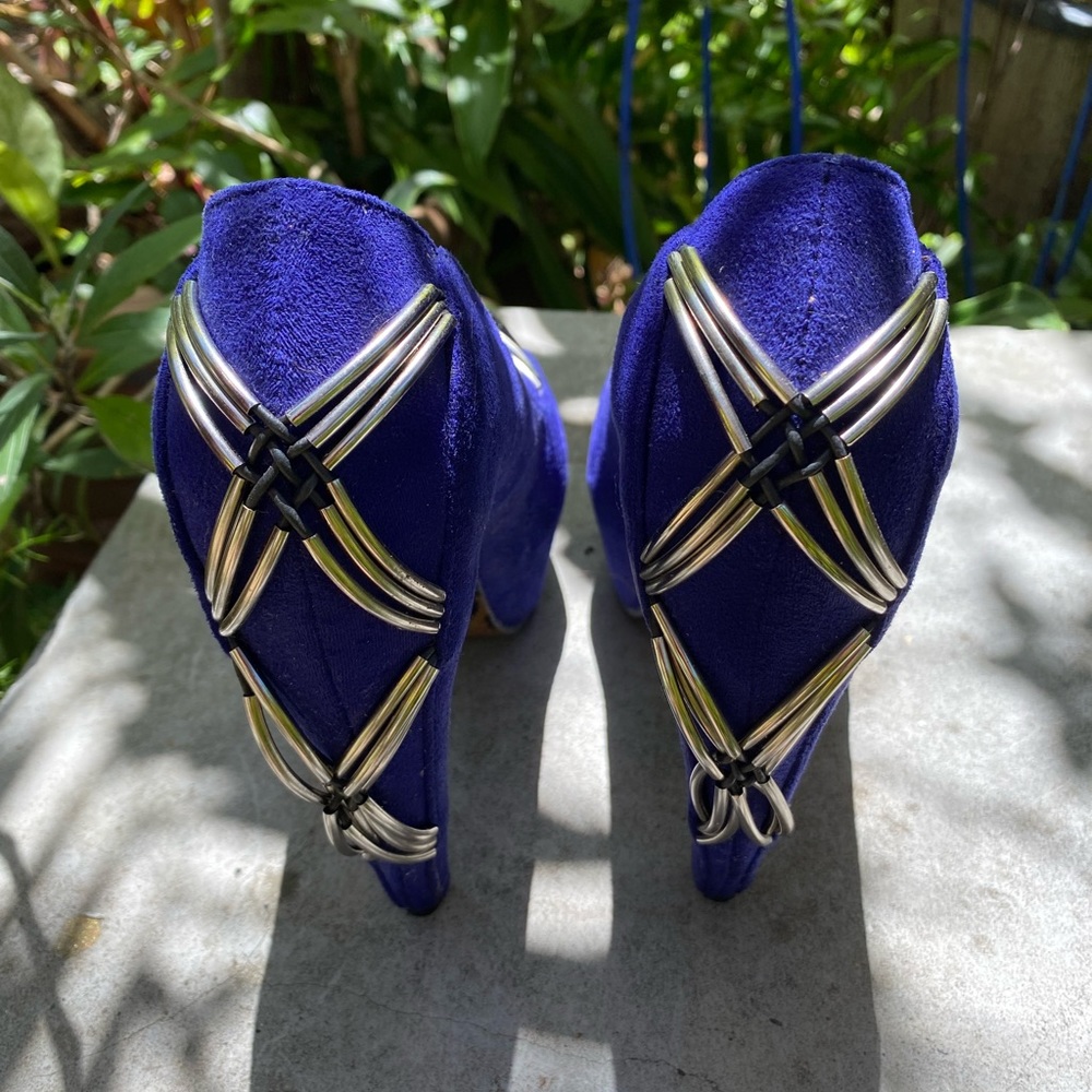 Fabulous Unique Chic & Stunning Bettie Page Shoes - Picture 4 of 8